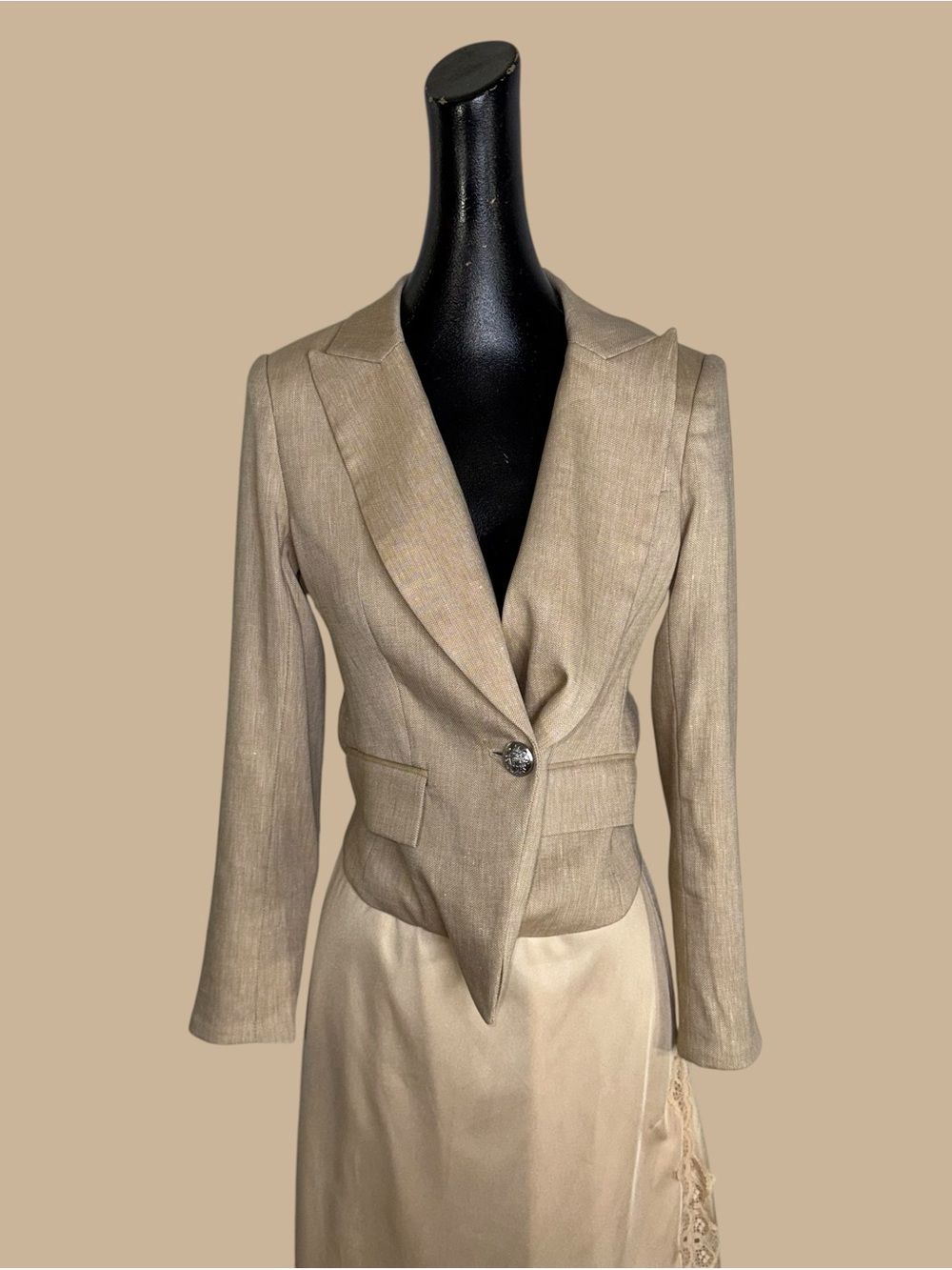 Veronica Beard Hosanna Linen-Blend Dickey Jacket - Picture 9 of 16